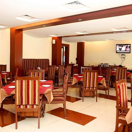 Hotel Raja Bhoj Bhopal Zewnętrze zdjęcie