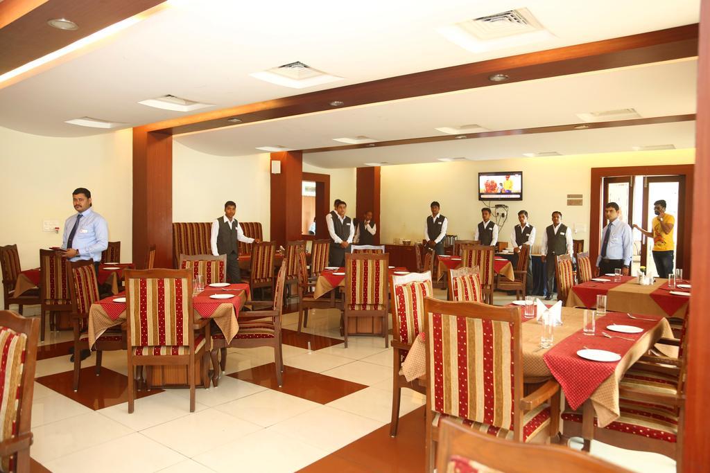 Hotel Raja Bhoj Bhopal Zewnętrze zdjęcie