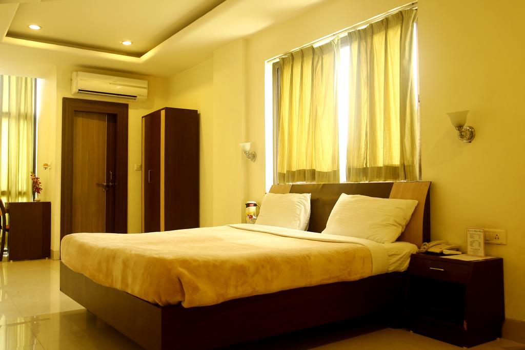 Hotel Raja Bhoj Bhopal Zewnętrze zdjęcie